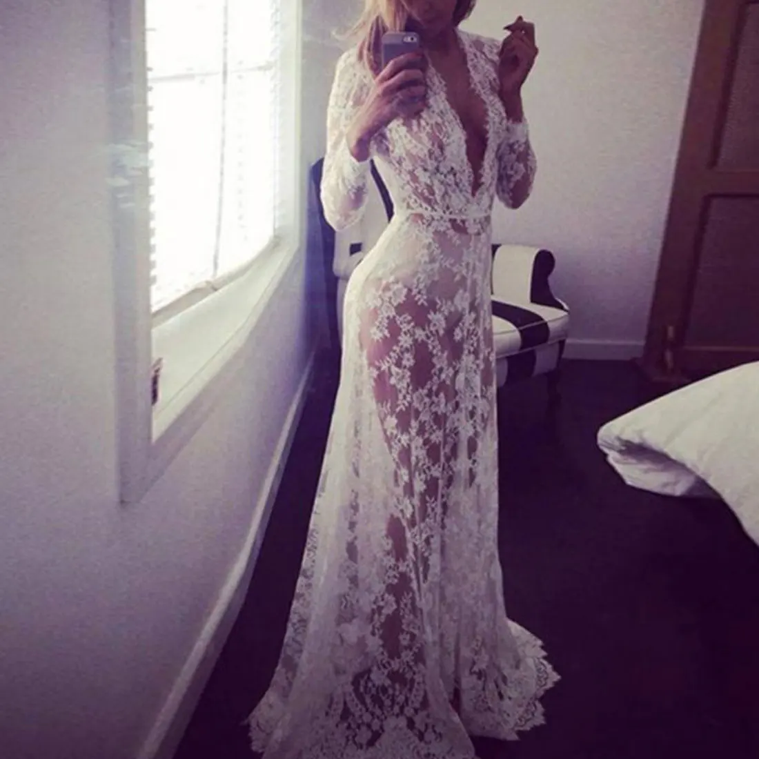 Comfortable Women Fashion Sexy See Through Transparent Dress Deep V Neck Long Sleeve Floor Length Lace Gown Dress
Comfortable Women Fashion Sexy See Through Transparent Dress Deep V Neck Long Sleeve Floor Length Lace Gown Dress