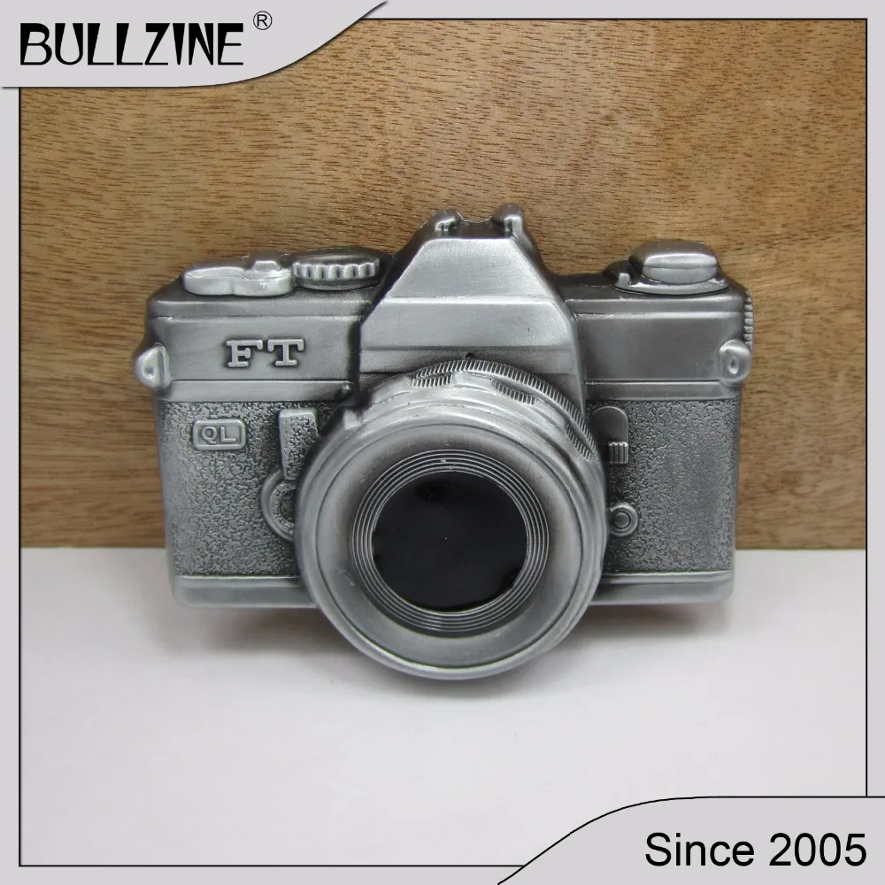 The Bullzine Camera belt buckle with pewter finish FP-02282-1 suitable for 4cm width belt
The Bullzine Camera belt buckle with pewter finish FP-02282-1 suitable for 4cm width belt