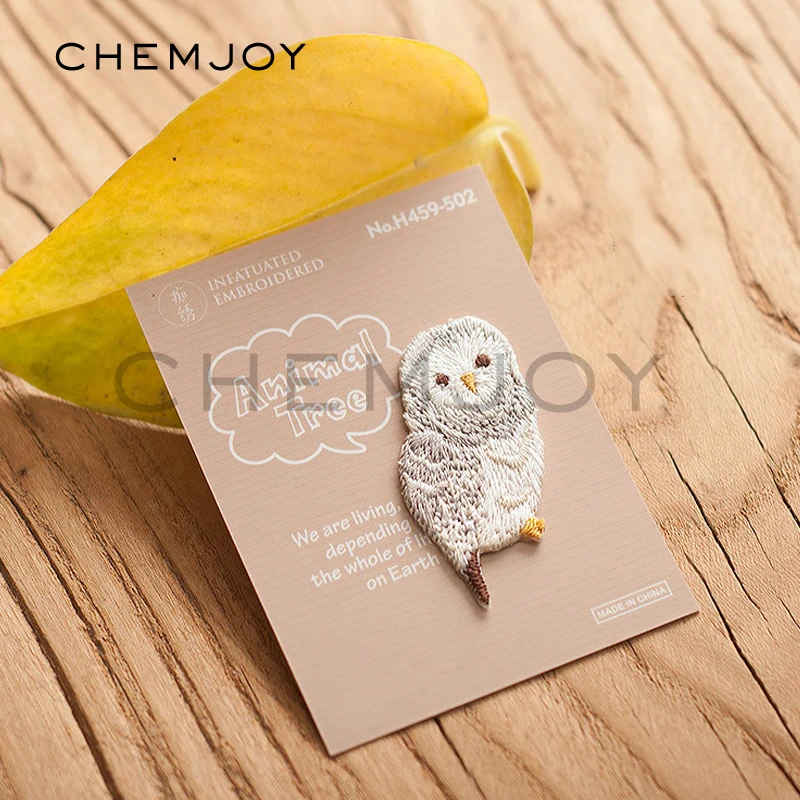 1Pcs Owl Cute Animal Embroidered Patch for Clothing Ironing on Sew Applique for Jeans Jackets Bags Shoes Stickers Badge Patch
1Pcs Owl Cute Animal Embroidered Patch for Clothing Ironing on Sew Applique for Jeans Jackets Bags Shoes Stickers Badge Patch