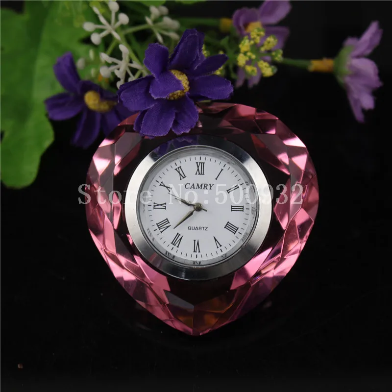 Free shipping newest design k9 crystal material pink color heart shape deisgn crystal clock for wedding gift
Free shipping newest design k9 crystal material pink color heart shape deisgn crystal clock for wedding gift