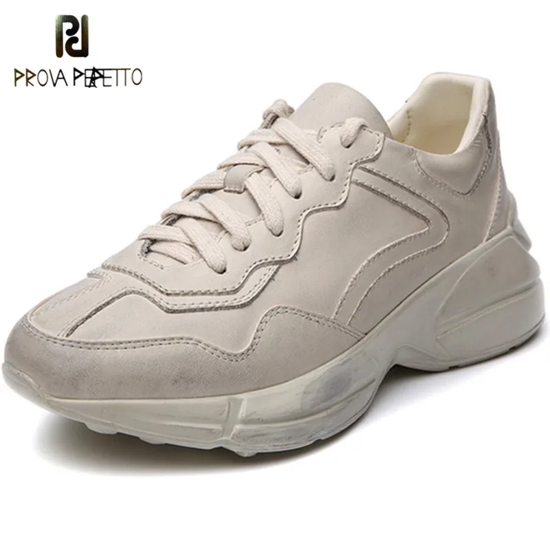Prova Perfetto Soft Genuine Leather Woman Do Old Sneakers Retro Thick Bottom Men's Casual Shoes Flats Walking Sneakers For Girls
Prova Perfetto Soft Genuine Leather Woman Do Old Sneakers Retro Thick Bottom Men's Casual Shoes Flats Walking Sneakers For Girls