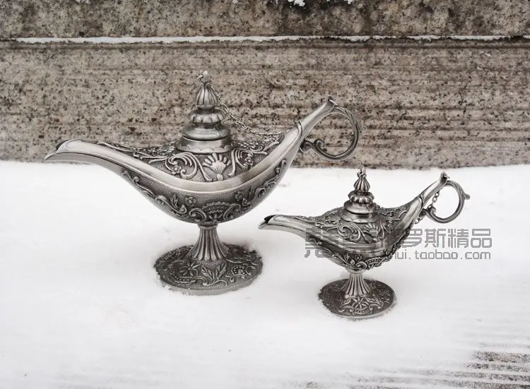 Russia tin silver solid Aladdinlamp 2PC set European classical Lamp Retro (large). longer 12CM and longer 15CM
Russia tin silver solid Aladdinlamp 2PC set European classical Lamp Retro (large). longer 12CM and longer 15CM