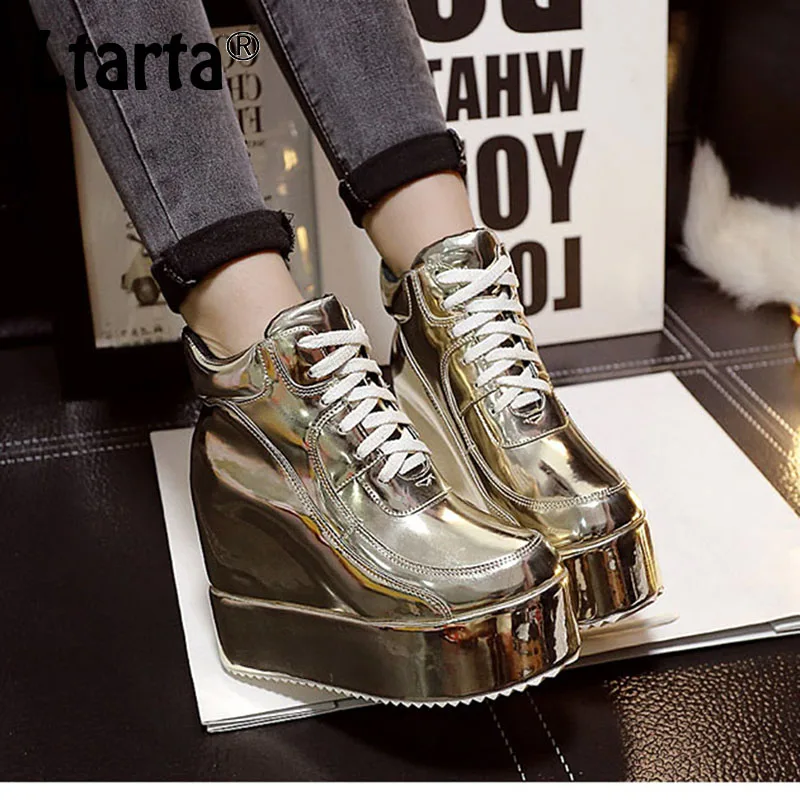 LEOPARD LAND Women Boots Ankle Muffin Thick Bottom with Round Head Boots Gold Silver Wedge High Heel Women's Boots 4448-JXQ
LEOPARD LAND Women Boots Ankle Muffin Thick Bottom with Round Head Boots Gold Silver Wedge High Heel Women's Boots 4448-JXQ