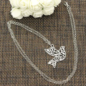 New Fashion Tibetan Silver Color Pendant Hollow Peace Dove Choker Charm Short Long DIY Necklace Factory Price Handmade Jewelry
New Fashion Tibetan Silver Color Pendant Hollow Peace Dove Choker Charm Short Long DIY Necklace Factory Price Handmade Jewelry
