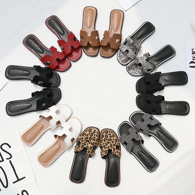 SIKETU Luxury Brand New Slippers Cut Out Summer Beach Sandals Fashion Women Slides Outdoor Slippers Flip Flops Big Size 8 Colors
SIKETU Luxury Brand New Slippers Cut Out Summer Beach Sandals Fashion Women Slides Outdoor Slippers Flip Flops Big Size 8 Colors