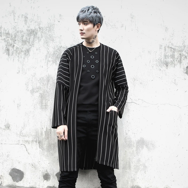Stylish Striped t shirt men long sleeve Black and white Extra long Drop shoulder Cardigan New fashion
Stylish Striped t shirt men long sleeve Black and white Extra long Drop shoulder Cardigan New fashion