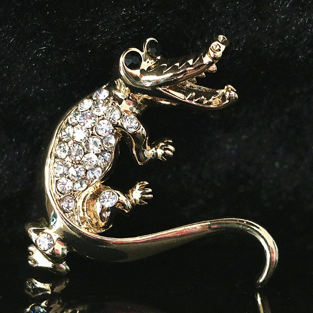 High quality cool crocodile newly brooch animal making crystal gold-color clothes accessories jewelry B1196
High quality cool crocodile newly brooch animal making crystal gold-color clothes accessories jewelry B1196
