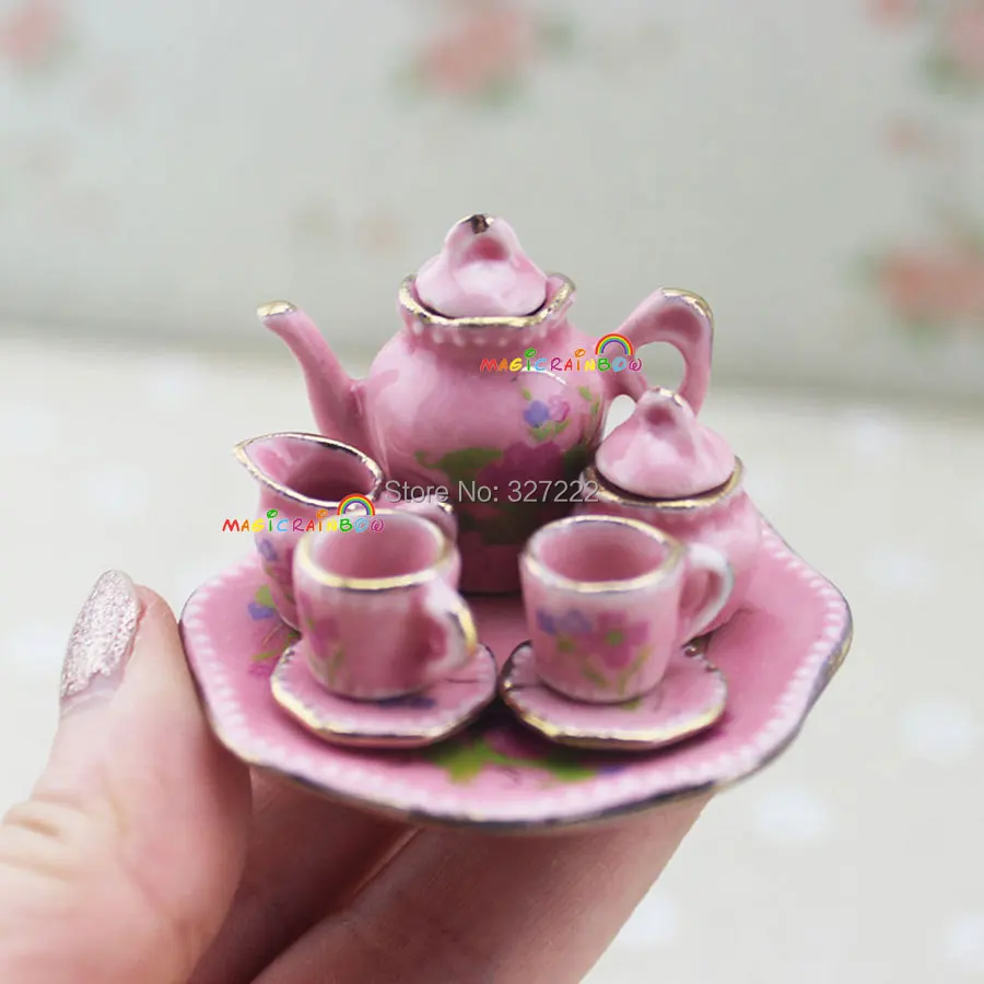 Mini Coffee Tea Set Porcelain Dish Plate Pot Cup Teapot 8pc Pink Color with Flower Pattern 1 12 scale Dollhouse Miniatures
Mini Coffee Tea Set Porcelain Dish Plate Pot Cup Teapot 8pc Pink Color with Flower Pattern 1 12 scale Dollhouse Miniatures