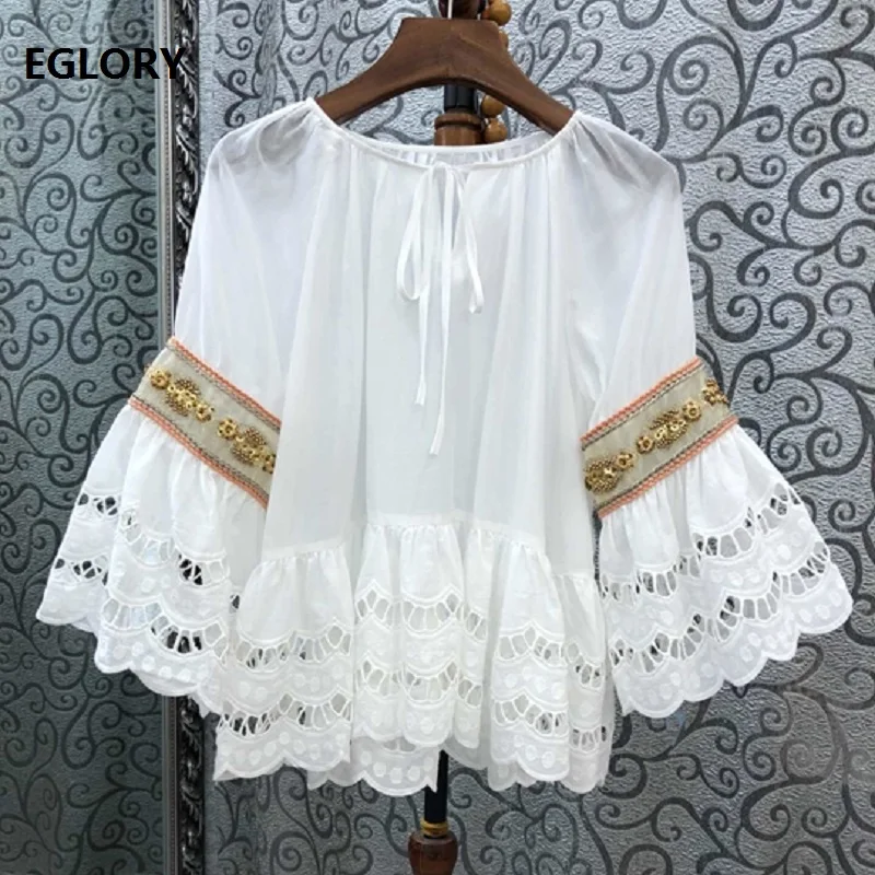 Top Quality Brand Silk Blouse Shirt 2019 Summer Fashion Loose Blouse Women Hollow Out Embroidery Golden Beading Vintage Tops
Top Quality Brand Silk Blouse Shirt 2019 Summer Fashion Loose Blouse Women Hollow Out Embroidery Golden Beading Vintage Tops