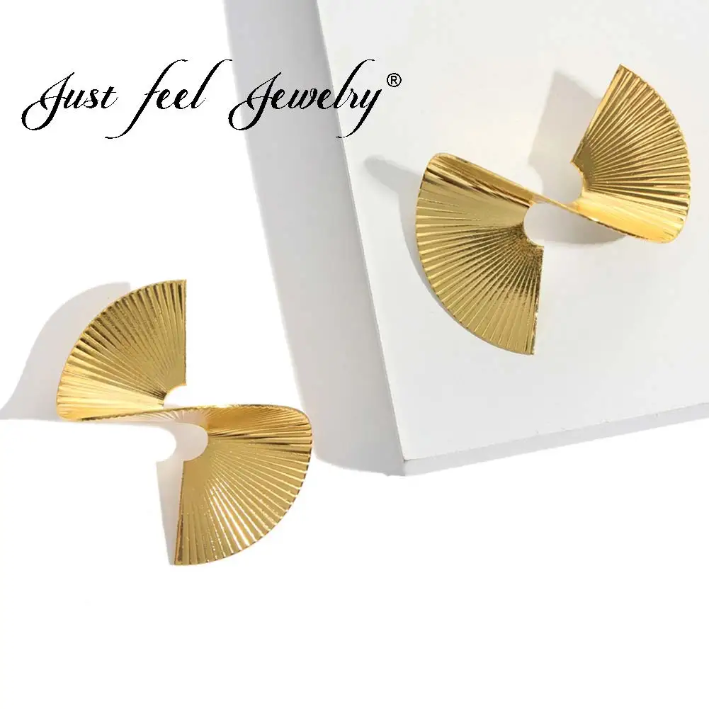JUST FEEL Punk Gold Color Stud Earrings 2018 Fashion New Twist Spiral Alloy Statement Earring For Women Girls Rock Party Jewelry
JUST FEEL Punk Gold Color Stud Earrings 2018 Fashion New Twist Spiral Alloy Statement Earring For Women Girls Rock Party Jewelry