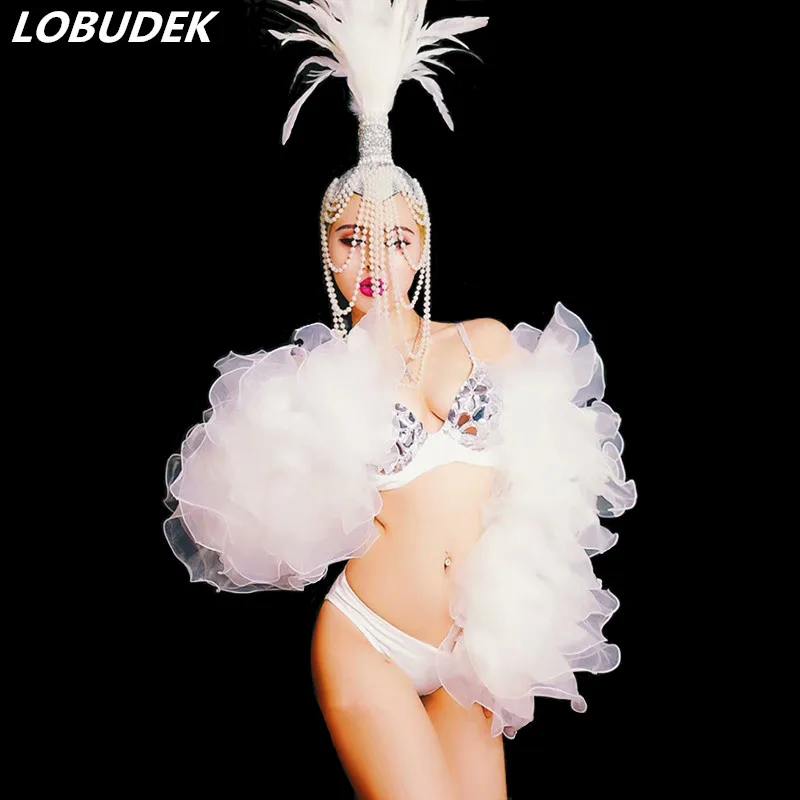 White Rhinestones Bra Bikini With Feathers Beads Headdress Costume Nightclub Bar DJ Female Singer Model Catwalk Performance Wear
White Rhinestones Bra Bikini With Feathers Beads Headdress Costume Nightclub Bar DJ Female Singer Model Catwalk Performance Wear