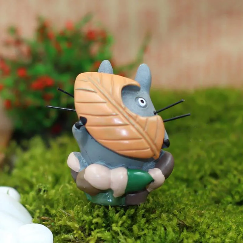 1 Pc Cute Anime Hayao Miyazaki My Neighbor Totoro Action Figure Toy Cartoon beard Totoro resin Model Toys gift
1 Pc Cute Anime Hayao Miyazaki My Neighbor Totoro Action Figure Toy Cartoon beard Totoro resin Model Toys gift