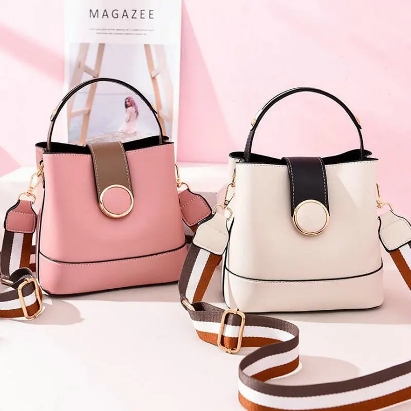 2019 Ladies Handbag PU Leather Women Shoulder Bags Wide webbing Korean small bucket shoulder bag. Crossbody Bag BGA-95
2019 Ladies Handbag PU Leather Women Shoulder Bags Wide webbing Korean small bucket shoulder bag. Crossbody Bag BGA-95