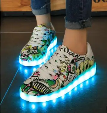 Hot New Size 35-44 LED Luminous Sneakers for Boys&girl Children' Shoes with Colourful Light Sneakers with Luminous shoes Unisex
Hot New Size 35-44 LED Luminous Sneakers for Boys&girl Children' Shoes with Colourful Light Sneakers with Luminous shoes Unisex