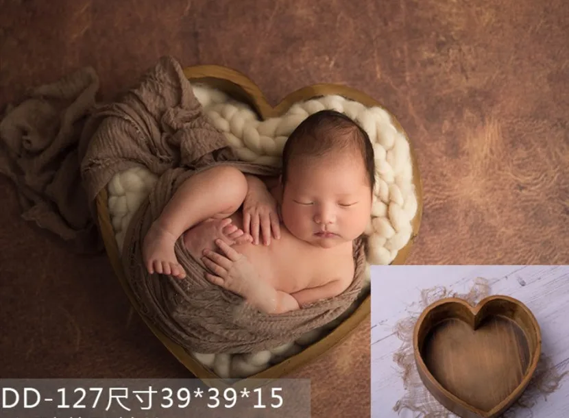 Newborn photography props super cute heart shaped wooden barrel baby birthday full moon photography studio props
Newborn photography props super cute heart shaped wooden barrel baby birthday full moon photography studio props