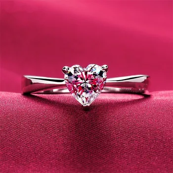 1 Carat 750 White Gold Simple Heart Style Terrific Synthetic Diamonds Engagement Ring Top Brand Style Luxury Woman Gold Ring
1 Carat 750 White Gold Simple Heart Style Terrific Synthetic Diamonds Engagement Ring Top Brand Style Luxury Woman Gold Ring