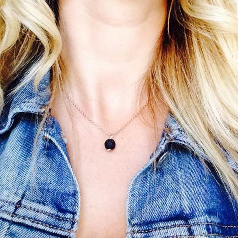 FLTMRH Shell hard Black Lava Stone Necklaces Vintage Multilayer Chain Essential Oil Diffuser Rock Beads Pendant Necklace Women
FLTMRH Shell hard Black Lava Stone Necklaces Vintage Multilayer Chain Essential Oil Diffuser Rock Beads Pendant Necklace Women