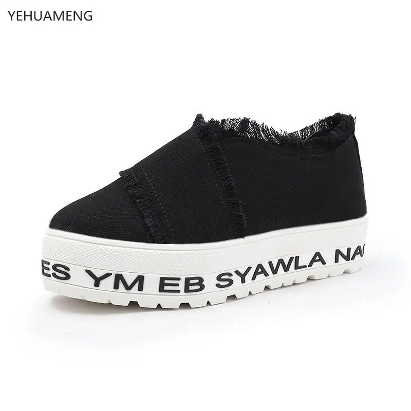 Spring Women Leather Loafers Fashion ballet flats white black Shoes Woman loafers shoes Moccasins Thick bottom Canvas shoes 527
Spring Women Leather Loafers Fashion ballet flats white black Shoes Woman loafers shoes Moccasins Thick bottom Canvas shoes 527