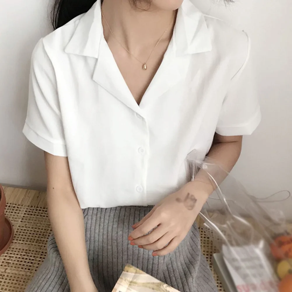 Women Solid V Neck Blouse Short Sleeve Turn down Collar Lightweight Button-down Soft Loose Female Shirt Fashion Style
Women Solid V Neck Blouse Short Sleeve Turn down Collar Lightweight Button-down Soft Loose Female Shirt Fashion Style