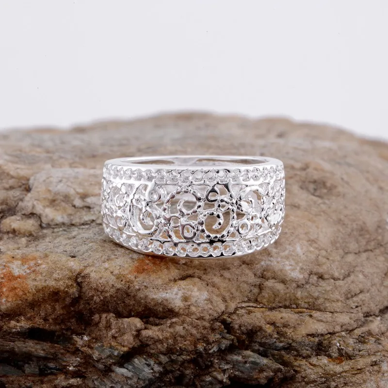 circular hollow Wholesale silver plated ring 925 Fashion jewelry Silver Ring 925sterling-silver WGYUTEBV
circular hollow Wholesale silver plated ring 925 Fashion jewelry Silver Ring 925sterling-silver WGYUTEBV