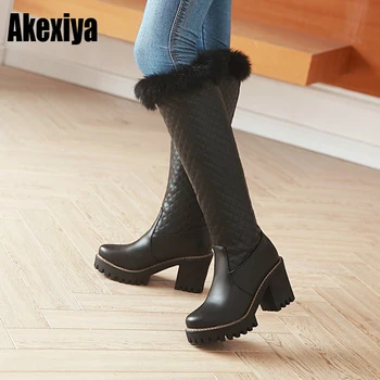 2020 Cotton fashion waterproof snow boots women's knee high boots High heel winter boots platform fur shoes women white black
2020 Cotton fashion waterproof snow boots women's knee high boots High heel winter boots platform fur shoes women white black
