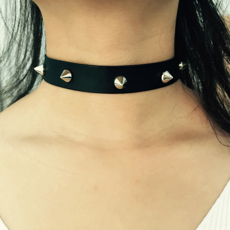 4 styles Handmade Punk Rock Dark Harajuku rivet star Shape Leather Collar Choker Necklace jewelry Necklace For Women
4 styles Handmade Punk Rock Dark Harajuku rivet star Shape Leather Collar Choker Necklace jewelry Necklace For Women