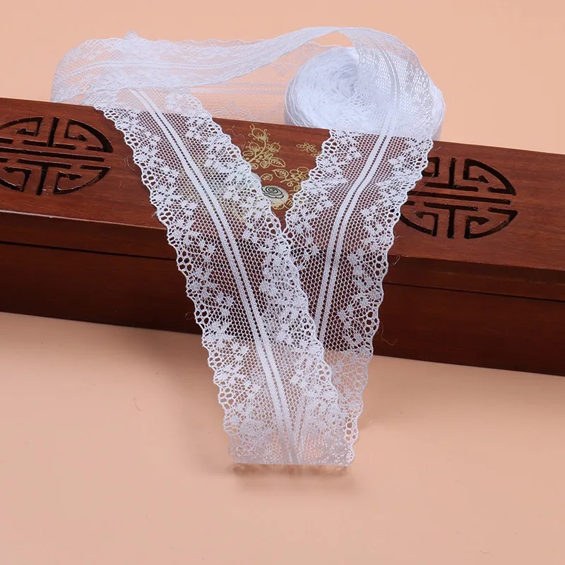 (10 m/roll) 4cm White Lace Fabric Webbing Decoration Lovely Gift Packing Material Non-Elastic Diy Clothing Accessories
(10 m/roll) 4cm White Lace Fabric Webbing Decoration Lovely Gift Packing Material Non-Elastic Diy Clothing Accessories