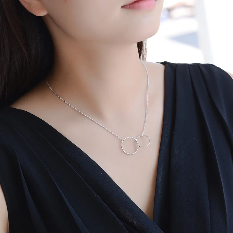 New Double Circle Interlock Clavicle Short Necklace 925 Sterling Silver Necklace For Women Fashion collares erkek kolye
New Double Circle Interlock Clavicle Short Necklace 925 Sterling Silver Necklace For Women Fashion collares erkek kolye