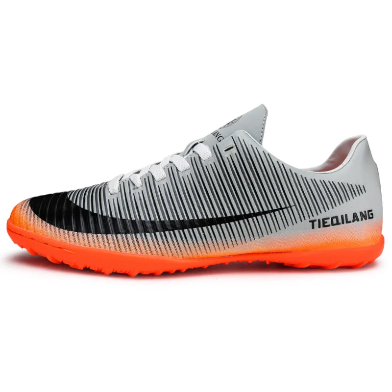ZHJLUT Soccer Shoes For Men Football Boots TF Indoor Futsal Sport Training Cheap Soccer Cleats Athtetic chuteira futebol futsal
ZHJLUT Soccer Shoes For Men Football Boots TF Indoor Futsal Sport Training Cheap Soccer Cleats Athtetic chuteira futebol futsal
