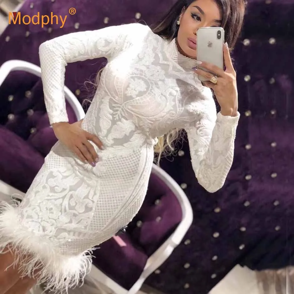 2019 spring new bandage dress sexy white long sleeve sequin feather mini dress celebrity party club dress Bodycon Vestidos
2019 spring new bandage dress sexy white long sleeve sequin feather mini dress celebrity party club dress Bodycon Vestidos