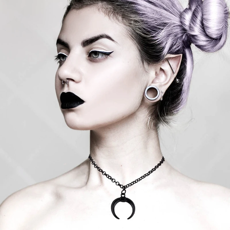 New Vintage Black Color Necklace Women Long Chain Celestial Moon Crescent Pendant Necklace for Women Party Jewelry Accessories
New Vintage Black Color Necklace Women Long Chain Celestial Moon Crescent Pendant Necklace for Women Party Jewelry Accessories