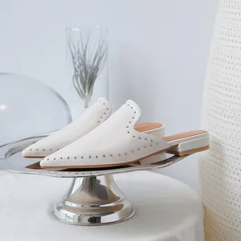 MLJUESE 2019 women slippers Cow leather summer rivets pointed toe black color slip on low heels sandals party size 33-40
MLJUESE 2019 women slippers Cow leather summer rivets pointed toe black color slip on low heels sandals party size 33-40