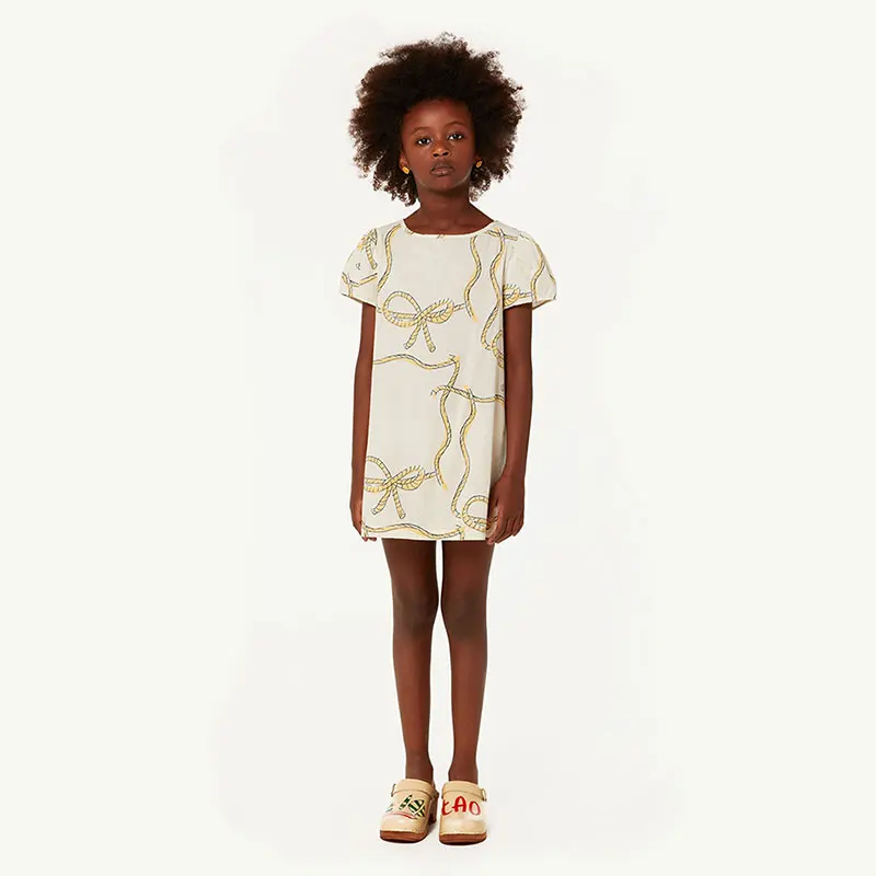 Summer New Children's Cotton Loose European and American Style Girl Print Straight Dress Spring Girls Beach Dress Long t-shirt
Summer New Children's Cotton Loose European and American Style Girl Print Straight Dress Spring Girls Beach Dress Long t-shirt