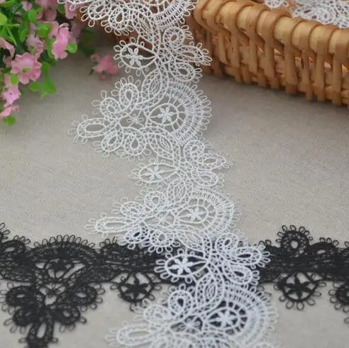 3 Meters 6cm Width high quality embroidered flower pendant black lace trim sewing crafts women child cloth scrapbooking DIY
3 Meters 6cm Width high quality embroidered flower pendant black lace trim sewing crafts women child cloth scrapbooking DIY