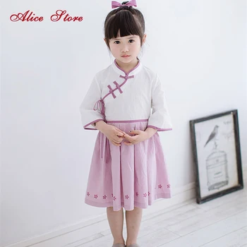 Girls Chinese clothing dress 2018 summer children baby Chinese Academy wind retro buckle modified dress 
Girls Chinese clothing dress 2018 summer children baby Chinese Academy wind retro buckle modified dress
