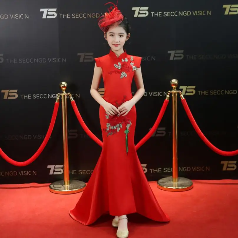 Elegant Slim Children Dress Baby Girl Clothes Chinese Traditional Mermaid Dress Vintage Embroidery Cheongsam Kids Vestidos Y612
Elegant Slim Children Dress Baby Girl Clothes Chinese Traditional Mermaid Dress Vintage Embroidery Cheongsam Kids Vestidos Y612