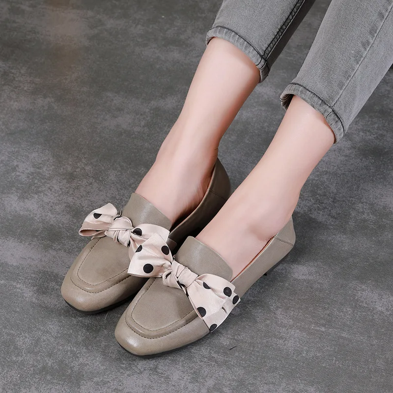 2019 VALLU Spring New Arrival Women Shoes Silk Bow Temperament Fashion Wild Leather Women's Shoes Literary Square Toe Flats
2019 VALLU Spring New Arrival Women Shoes Silk Bow Temperament Fashion Wild Leather Women's Shoes Literary Square Toe Flats
