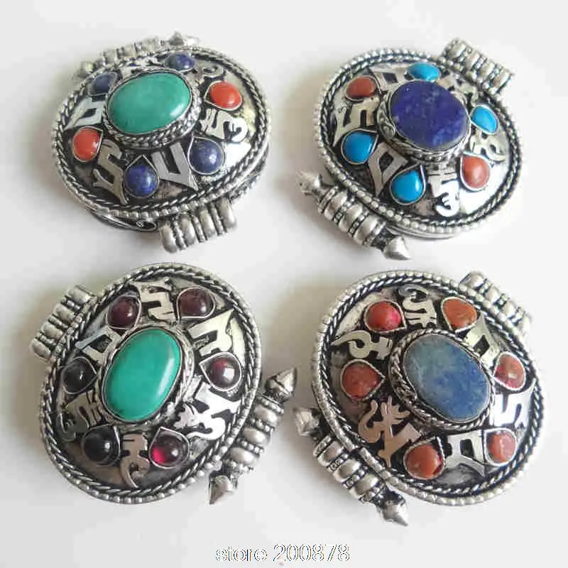 TGB050 Tibetan silver Tent Prayer Box Amulet Pendants Tibet Copper Metal GAU Mantras amulet Lockets OM MA PADME HUM
TGB050 Tibetan silver Tent Prayer Box Amulet Pendants Tibet Copper Metal GAU Mantras amulet Lockets OM MA PADME HUM