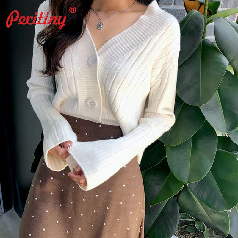 Peritiny Short Cardigan Women V-Neck Knitted Sweater Coat Long Sleeve Tops Single Breasted with Three Buttons Casual Cardigans
Peritiny Short Cardigan Women V-Neck Knitted Sweater Coat Long Sleeve Tops Single Breasted with Three Buttons Casual Cardigans
