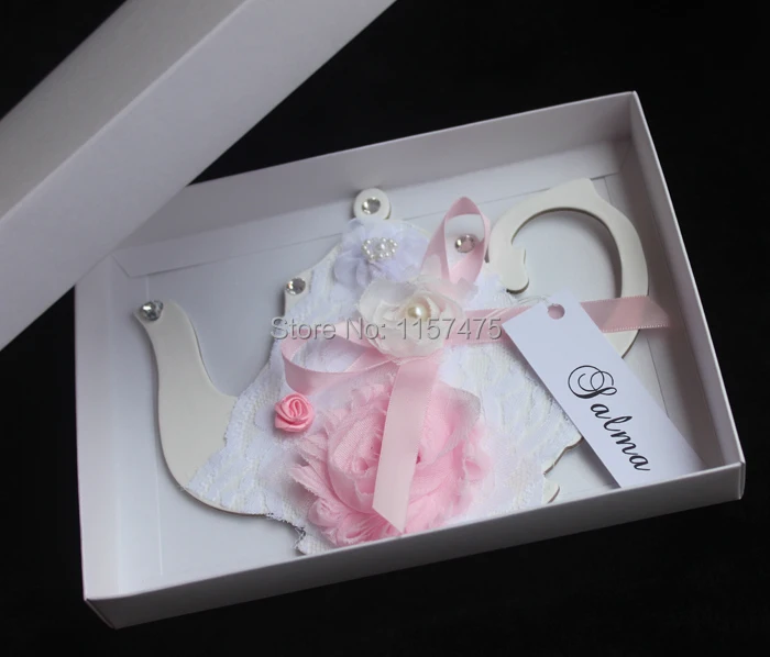 HI1019-21 Special Kitchen Tea Invites with Paper Box.JPG