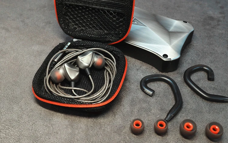 iConstel AUGLAMOUR F100 In Ear Dynamic Earphones 10mm Drive Unit Earphones Supper Bass Metal Stereo HiFi Earbuds with Mic
iConstel AUGLAMOUR F100 In Ear Dynamic Earphones 10mm Drive Unit Earphones Supper Bass Metal Stereo HiFi Earbuds with Mic