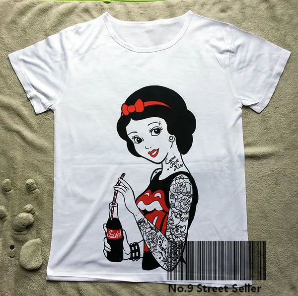 Track Ship+New Vintage Retro T-shirt Top Tee Rock Roll Punk Fashion Cool Girl Beauty Drink with Tattoo 0454
Track Ship+New Vintage Retro T-shirt Top Tee Rock Roll Punk Fashion Cool Girl Beauty Drink with Tattoo 0454