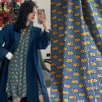 Spring And Summer New High-end Fashion Geometry Heart-shaped Yao-wool Printed Chiffon Dress Shirt Women's Clothing Material
Spring And Summer New High-end Fashion Geometry Heart-shaped Yao-wool Printed Chiffon Dress Shirt Women's Clothing Material