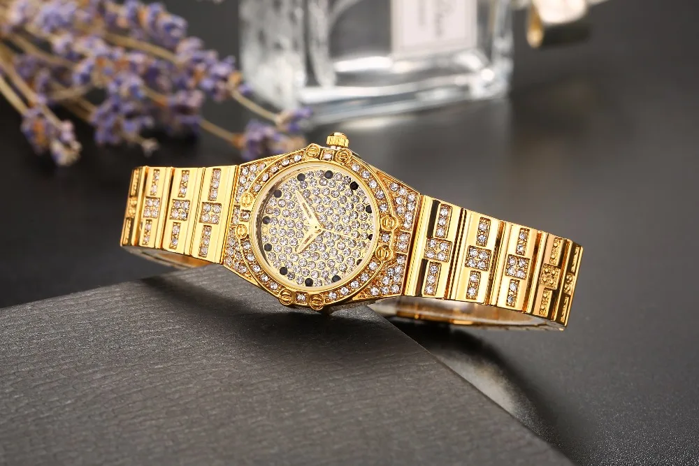 BELBI Women's Wristwatch Women Watches Rhinestones Ladies Watch Crystal Luxury Female Bracelet Clock reloj pulsera
BELBI Women's Wristwatch Women Watches Rhinestones Ladies Watch Crystal Luxury Female Bracelet Clock reloj pulsera