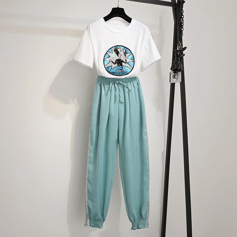 2019 Summer Women O Neck Short Sleeves Sequined T-shirt + Pants two-piece Sets Female Casual Suits A1398
2019 Summer Women O Neck Short Sleeves Sequined T-shirt + Pants two-piece Sets Female Casual Suits A1398