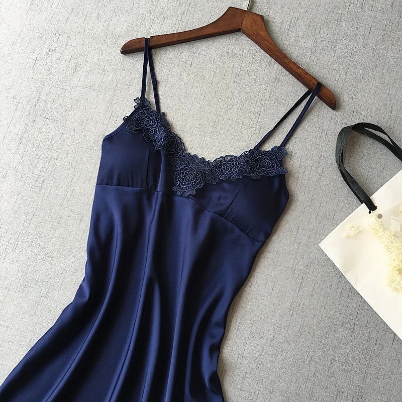 Navy Blue Women Sleepwear 2019 Summer Lace Lingerie Nightgown Sexy Backless Night Dress Forked Home Wear Elegant Satin Negligees
Navy Blue Women Sleepwear 2019 Summer Lace Lingerie Nightgown Sexy Backless Night Dress Forked Home Wear Elegant Satin Negligees