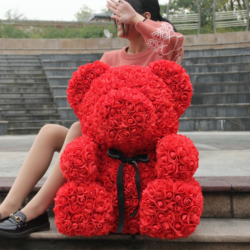 Oversize 70CM/60CM Rose Bear With Heart Gift Box Teddy Bear Artificial Foam Flower Bear Valentines's Day Gift Wedding Decoration
Oversize 70CM/60CM Rose Bear With Heart Gift Box Teddy Bear Artificial Foam Flower Bear Valentines's Day Gift Wedding Decoration