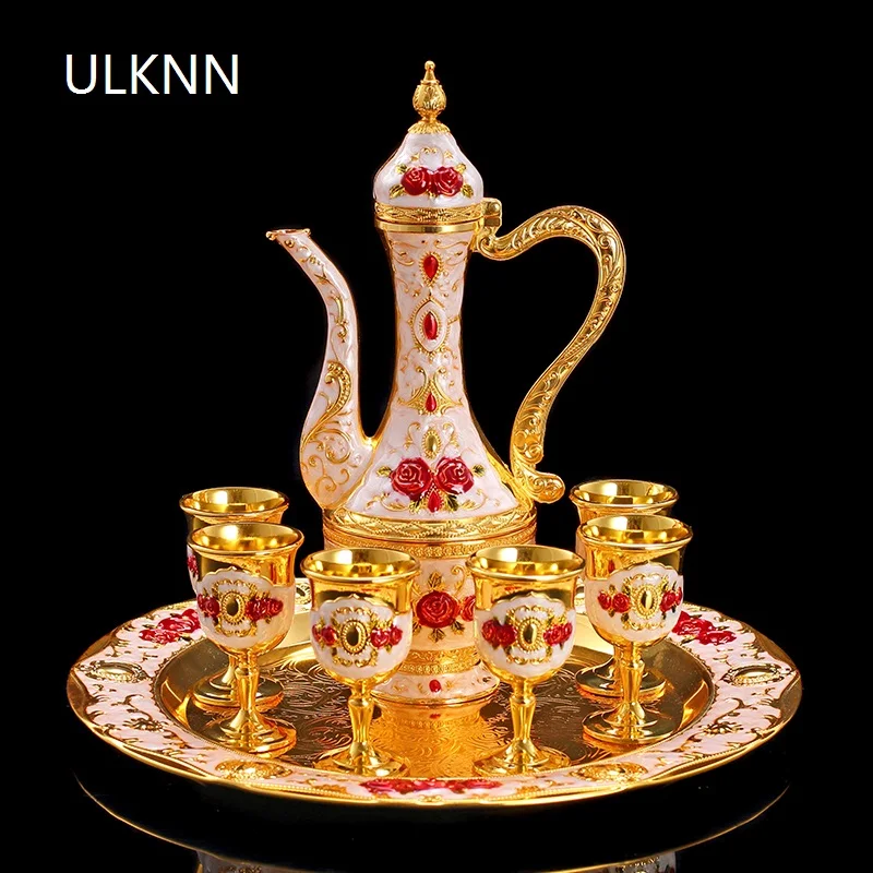 Russian Creative Vodka Wine Brandy Snifters Gold Goblet With Hip Flasks Tray Engraving Shot Glass High Spirits Barware Gift
Russian Creative Vodka Wine Brandy Snifters Gold Goblet With Hip Flasks Tray Engraving Shot Glass High Spirits Barware Gift