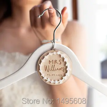 Personalised Wedding Dress Hanger - Customize Wooden Wedding Hanger - custom bridal hanger, wedding party hanger 
Personalised Wedding Dress Hanger - Customize Wooden Wedding Hanger - custom bridal hanger, wedding party hanger