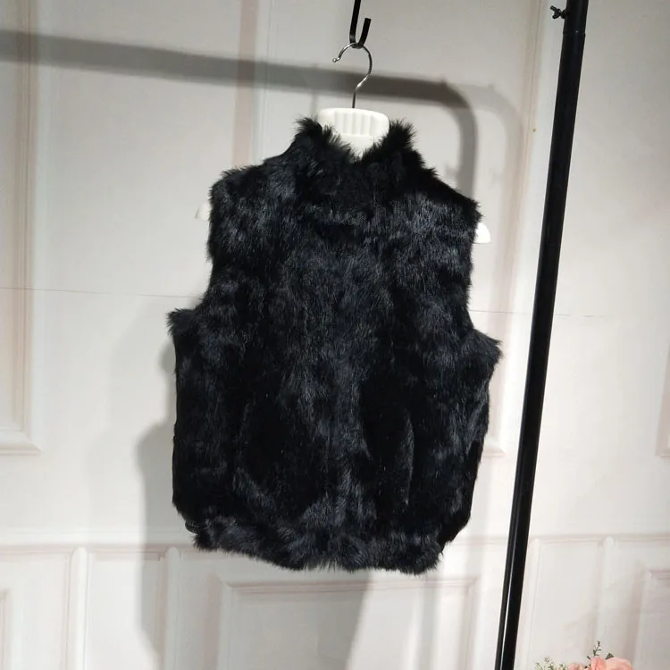 Free Shipping Genuine Natural Real Rabbit Fur With Zipper Vest Women Sleeveless Fur Coat Winter Short Waistcoat Wholesale F-778
Free Shipping Genuine Natural Real Rabbit Fur With Zipper Vest Women Sleeveless Fur Coat Winter Short Waistcoat Wholesale F-778